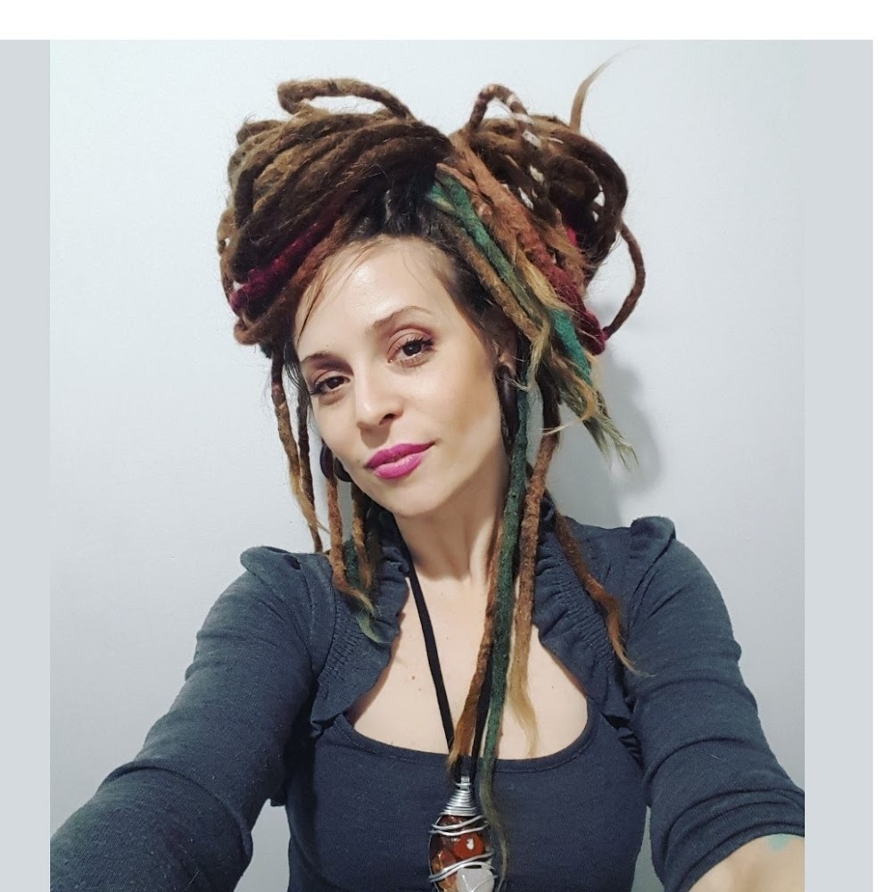 Meet your Posher, Briana